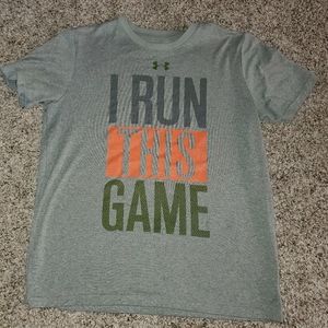 Boys under armor T-shirt